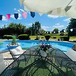 Lakepark Garden With Swimming Pool & Park Bekecs
