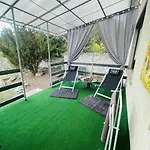 Lakepark Garden With Swimming Pool & Park *