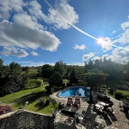 Lakepark Garden With Swimming Pool & Park Apartament *