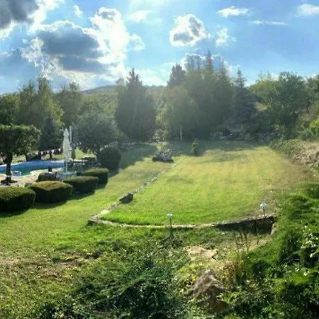 Apartment Lakepark Garden With Swimming Pool & Park Bekecs