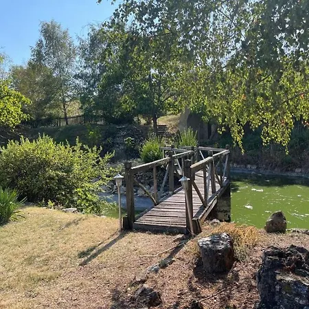 Apartment Lakepark Garden With Swimming Pool & Park