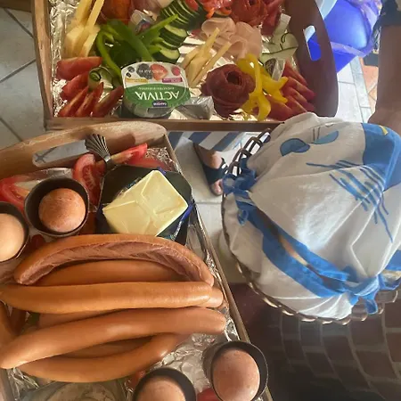 Lakepark Garden With Swimming Pool & Park דירה Bekecs