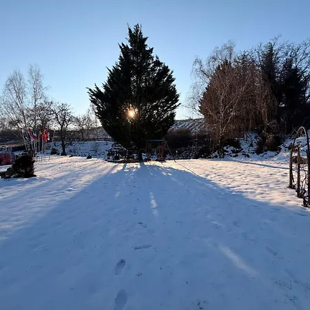 Lakepark Garden With Swimming Pool & Park Apartment *