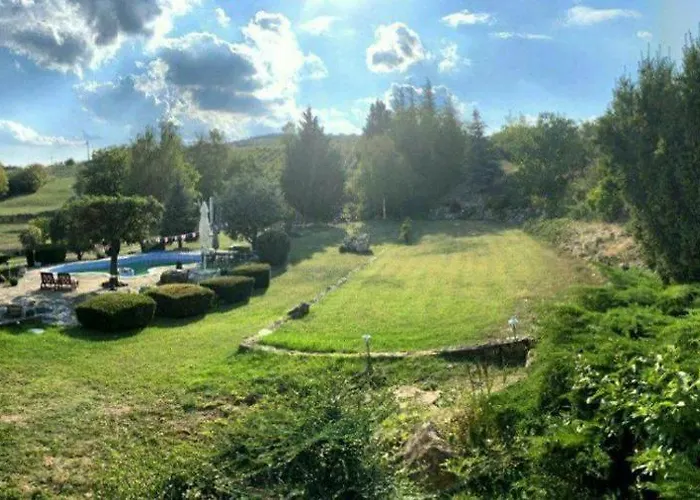 Appartement Lakepark Garden With Swimming Pool & Park Bekecs