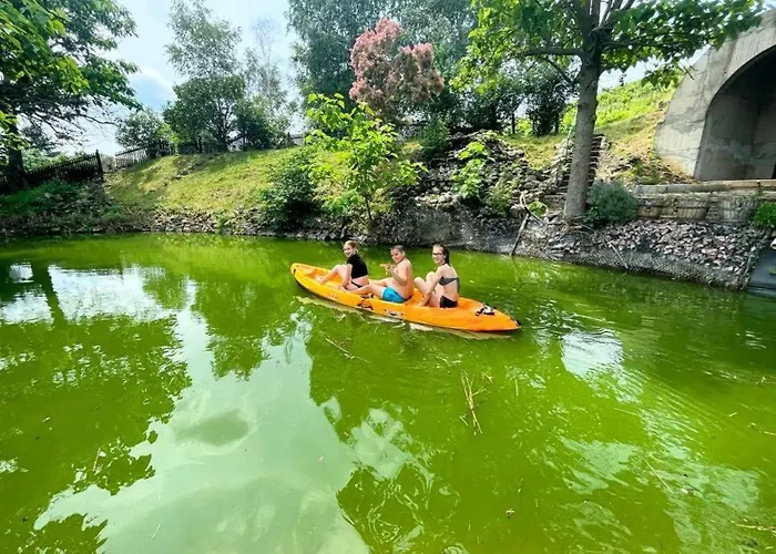 Lakepark Garden With Swimming Pool & Park