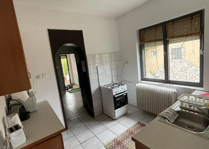 Lakepark Garden With Swimming Pool & Park *