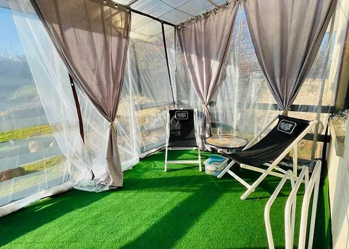 Lakepark Garden With Swimming Pool & Park *